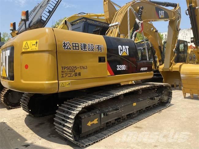 CAT 320 D2 Vikšriniai ekskavatoriai