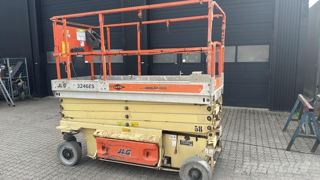 JLG 3246 ES Žirkliniai keltuvai