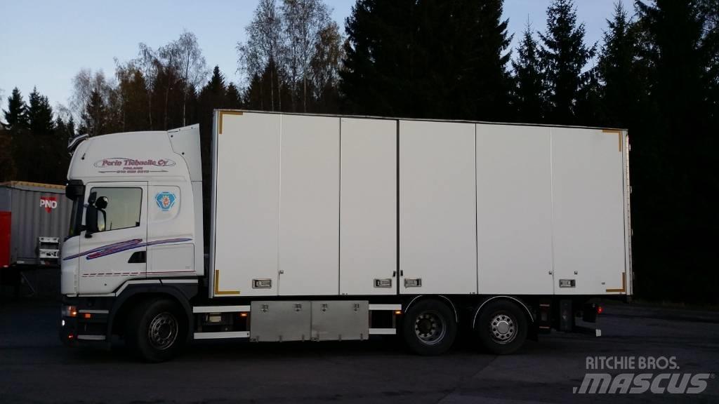 Scania R500 6x2 Sunkvežimiai su dengtu kėbulu