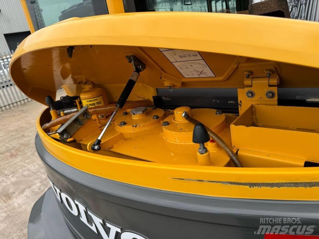Volvo ECR 88 Vidutinės galios ekskavatoriai 7-12 t