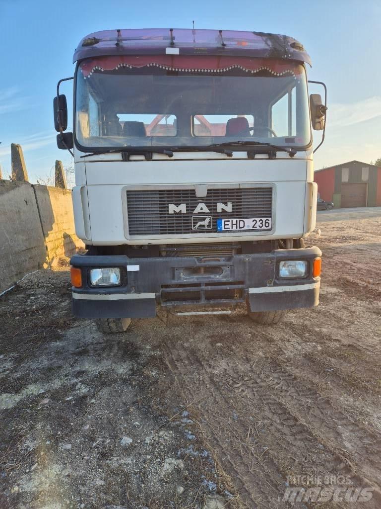 MAN 26.322 Savivarčiai