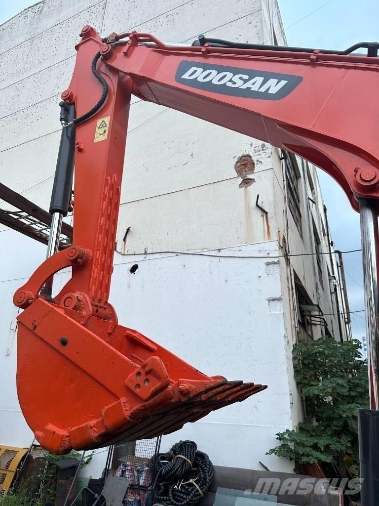 Doosan DX 60 Mini ekskavatoriai < 7 t