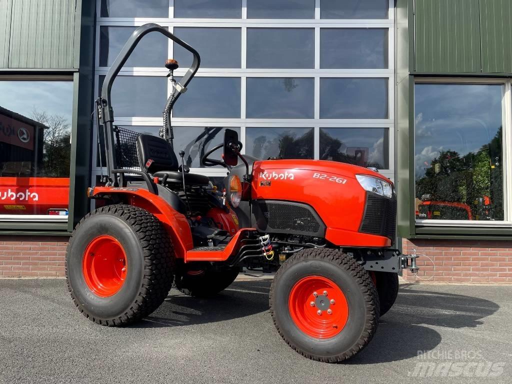 Kubota B2261 HDW Naudoti kompaktiški traktoriai