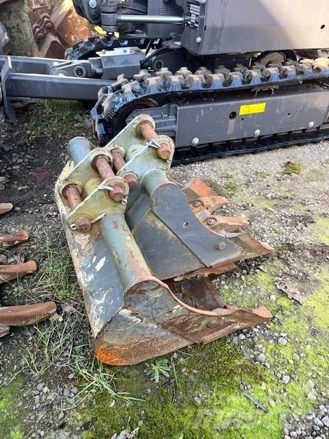 Volvo EC 18 E Mini ekskavatoriai < 7 t