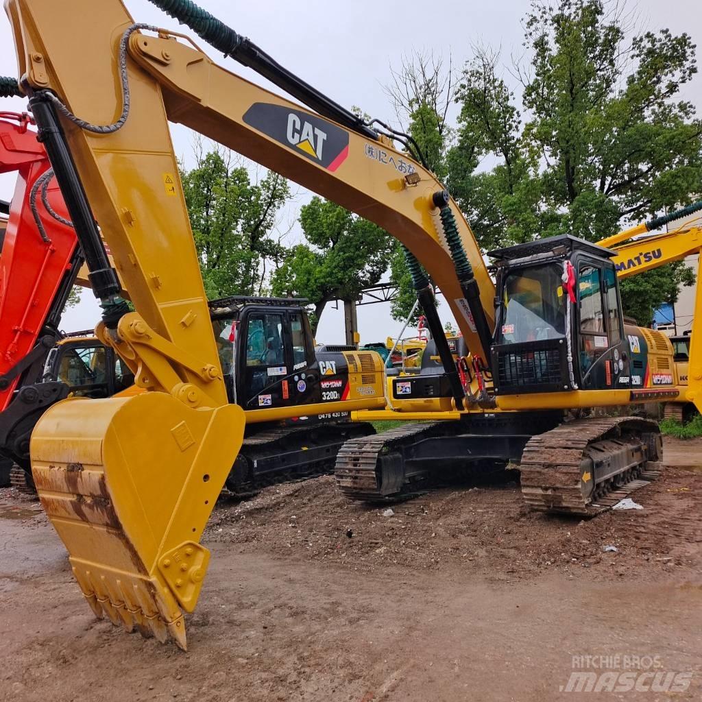 CAT 320 D L Vikšriniai ekskavatoriai