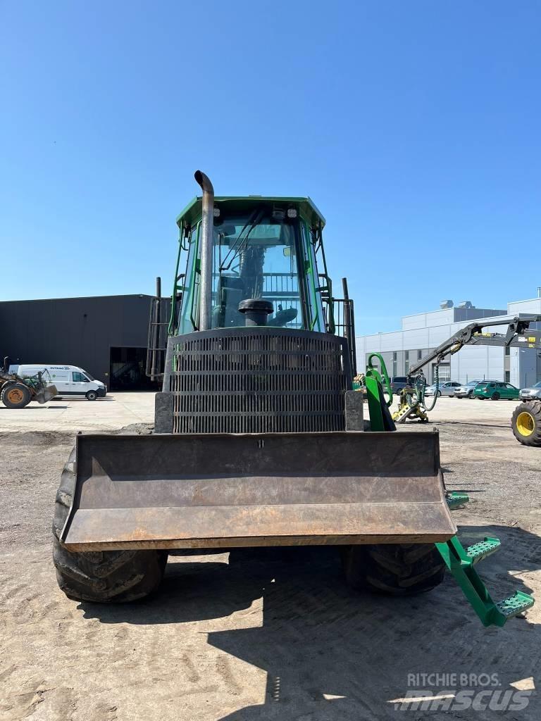 John Deere 1110D Naudoti miškovežiai (Forvarderiai)