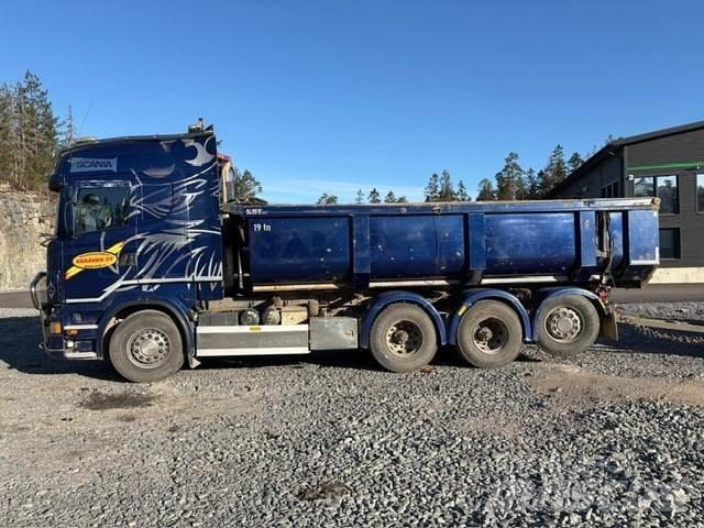 Scania R 620 8*2 Savivarčių priekabų vilkikai
