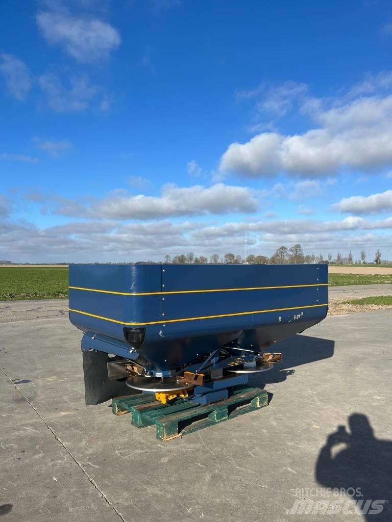 Bogballe L2 Mineralinių trąšų barstytuvai