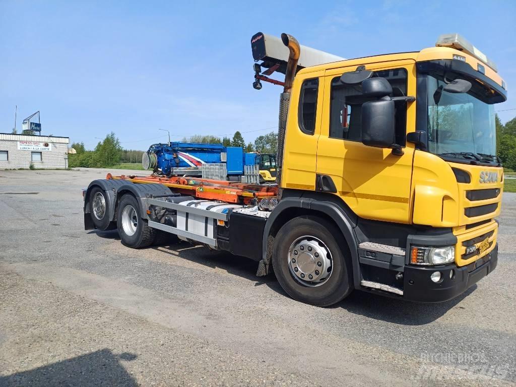 Scania P 370 Sunkvežimiai su keliamuoju kabliu
