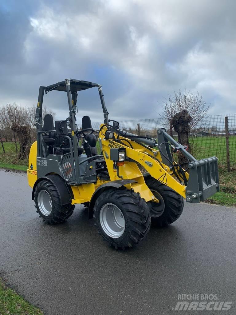 Wacker Neuson WL20 Naudoti ratiniai krautuvai