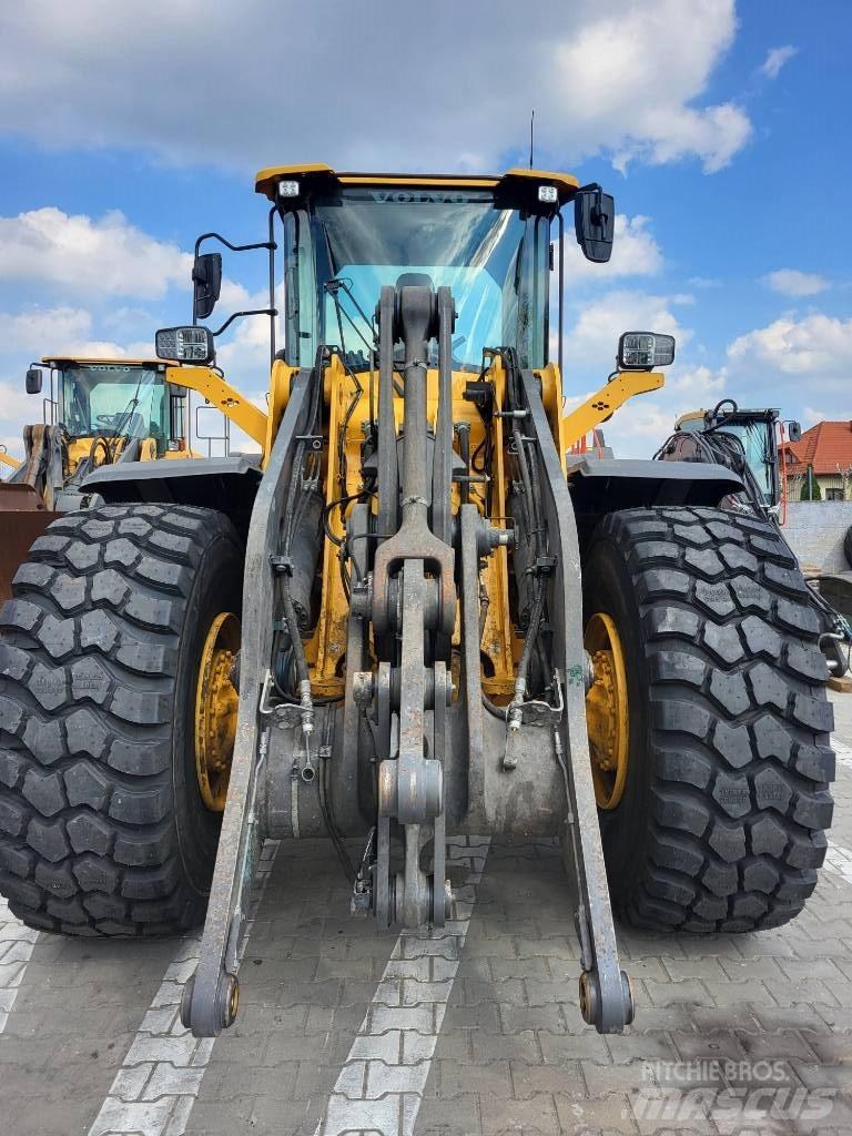 Volvo L 110 H Naudoti ratiniai krautuvai
