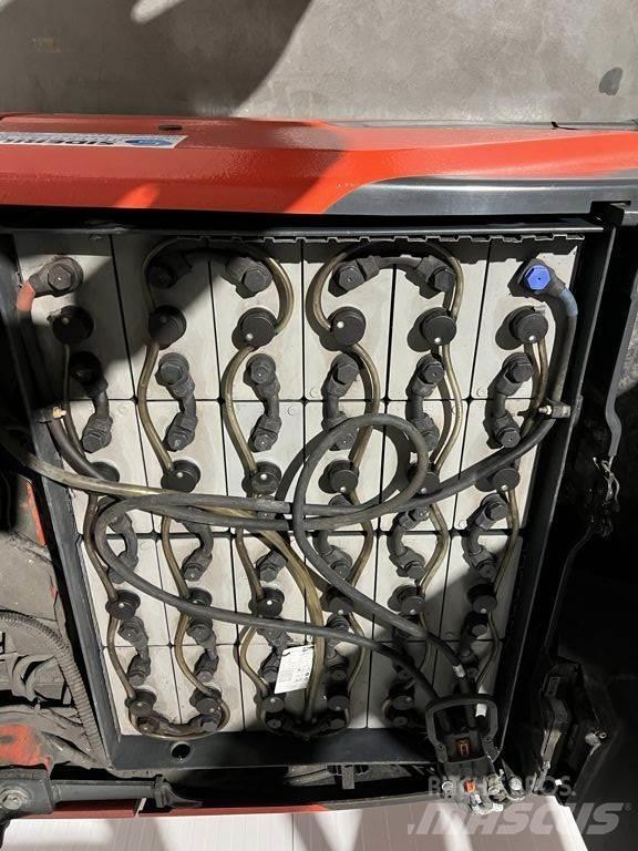 Linde E16-02 Elektriniai šakiniai krautuvai