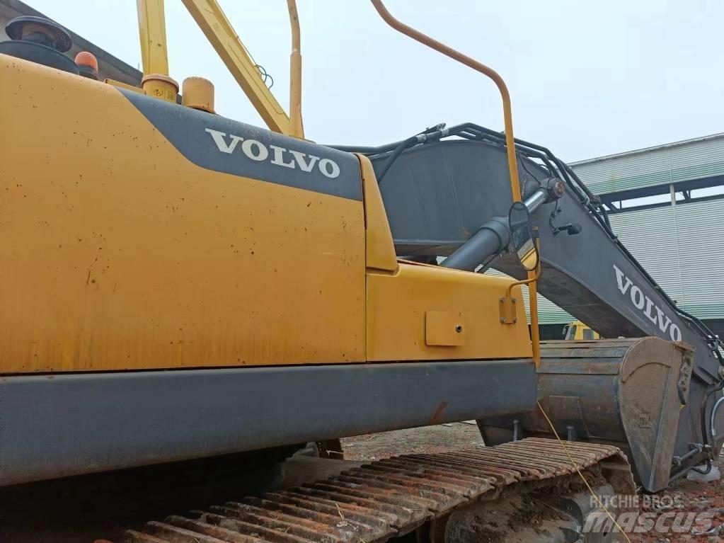 Volvo 480 Vikšriniai ekskavatoriai