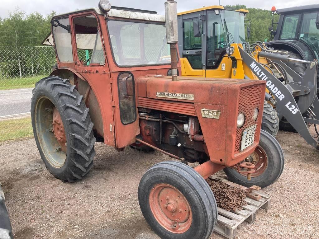 McCormick 624 Traktoriai