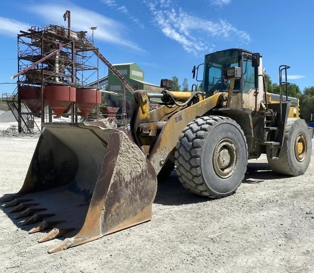 Komatsu WA 470-3 Naudoti ratiniai krautuvai