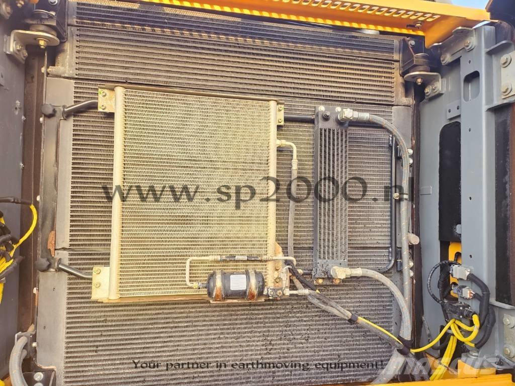 Liebherr R 936 LC Vikšriniai ekskavatoriai