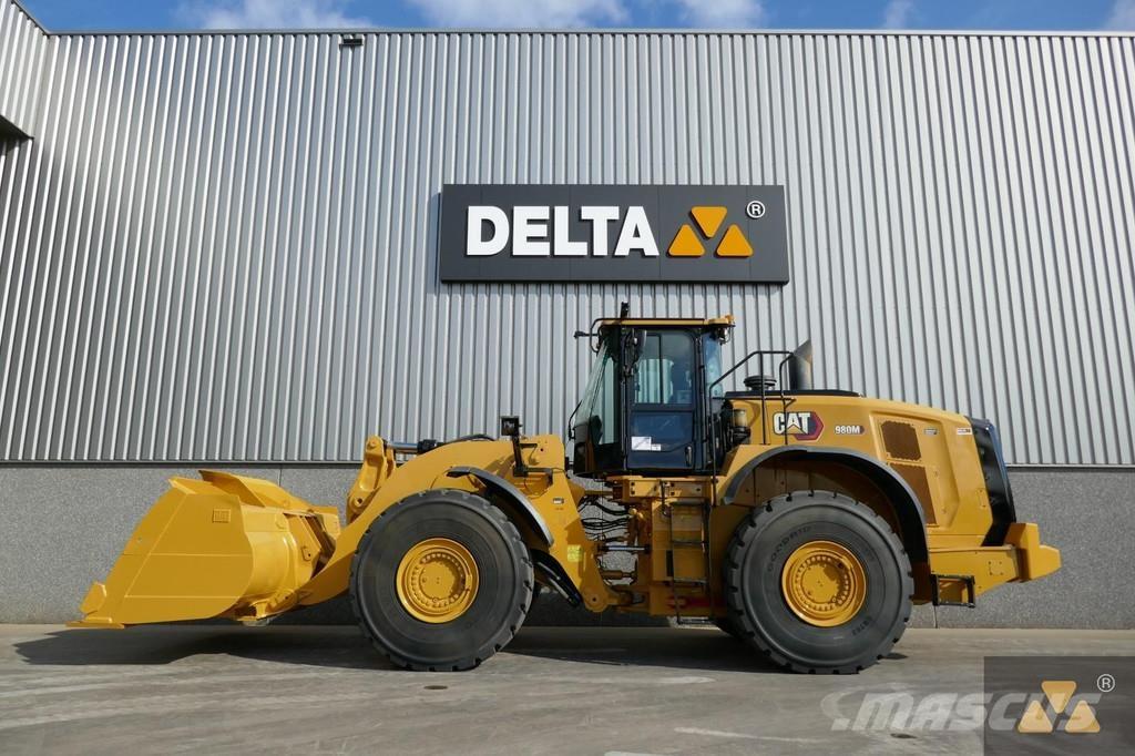 CAT 980M Naudoti ratiniai krautuvai