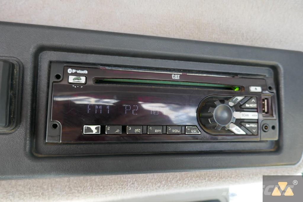 CAT 980M Naudoti ratiniai krautuvai