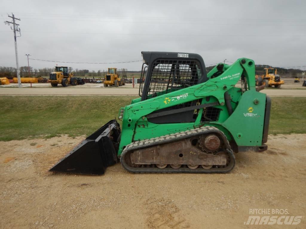 Bobcat T590 Krautuvai su šoniniu pasukimu