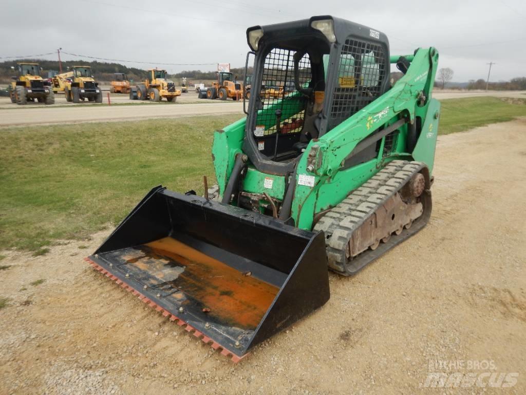 Bobcat T590 Krautuvai su šoniniu pasukimu
