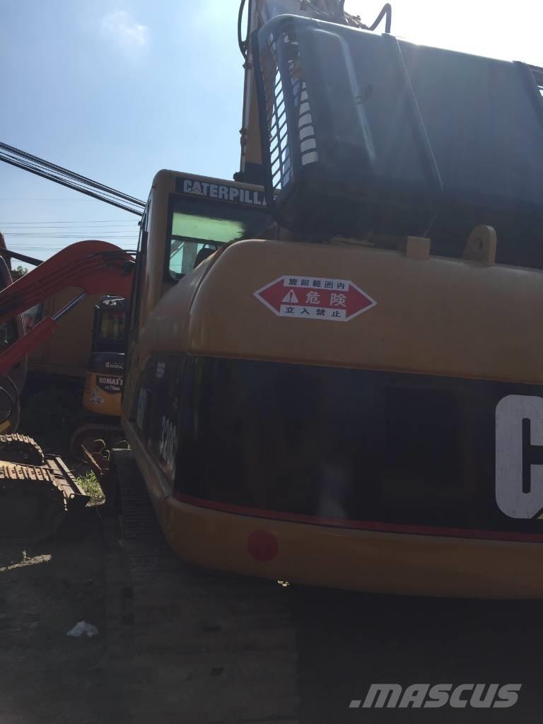 CAT 320 C Vikšriniai ekskavatoriai