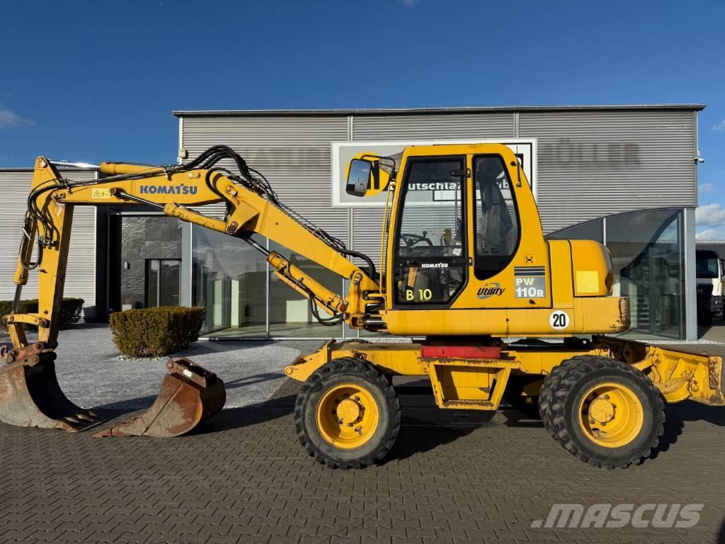 Komatsu PW 110 Ratiniai ekskavatoriai
