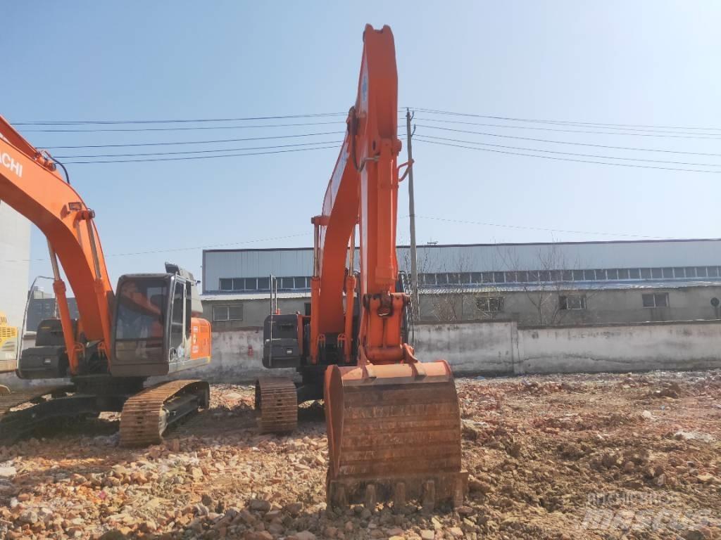 Hitachi ZX 240 Vikšriniai ekskavatoriai