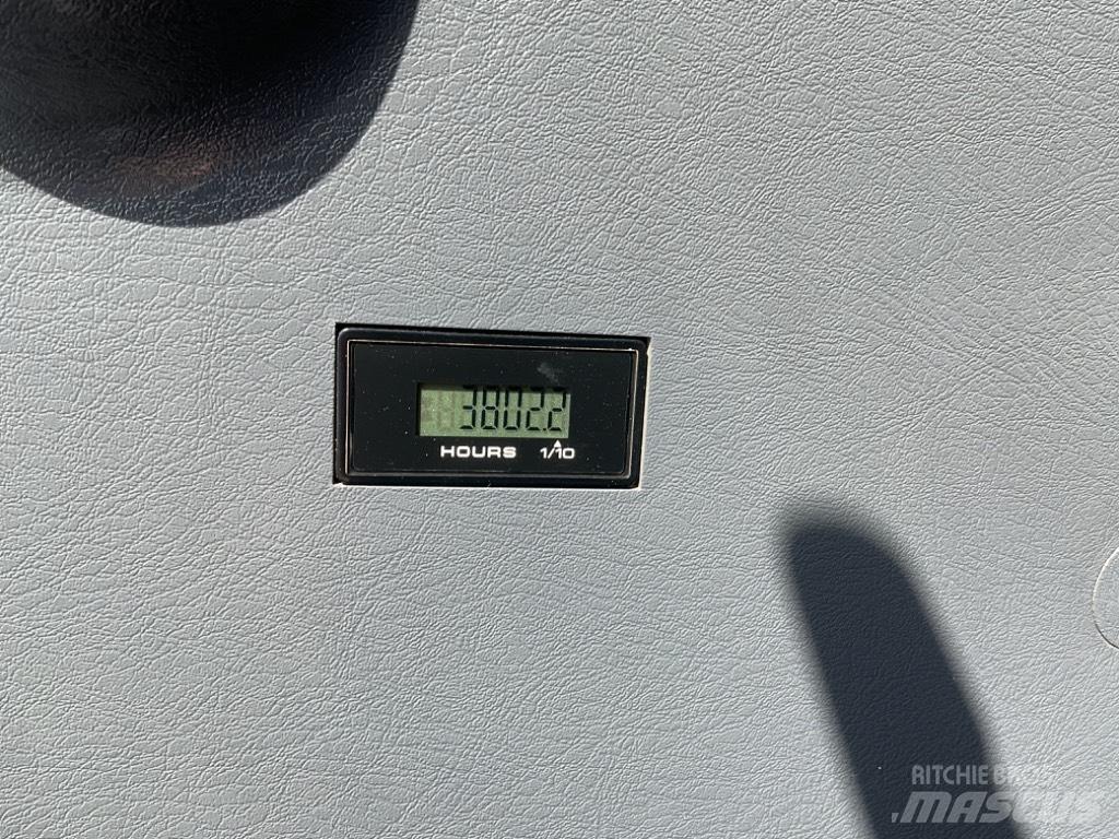 Hyundai HX145A LCR Specialūs ekskavatoriai