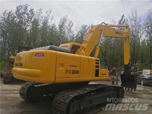 Komatsu PC 200-6 Vikšriniai ekskavatoriai