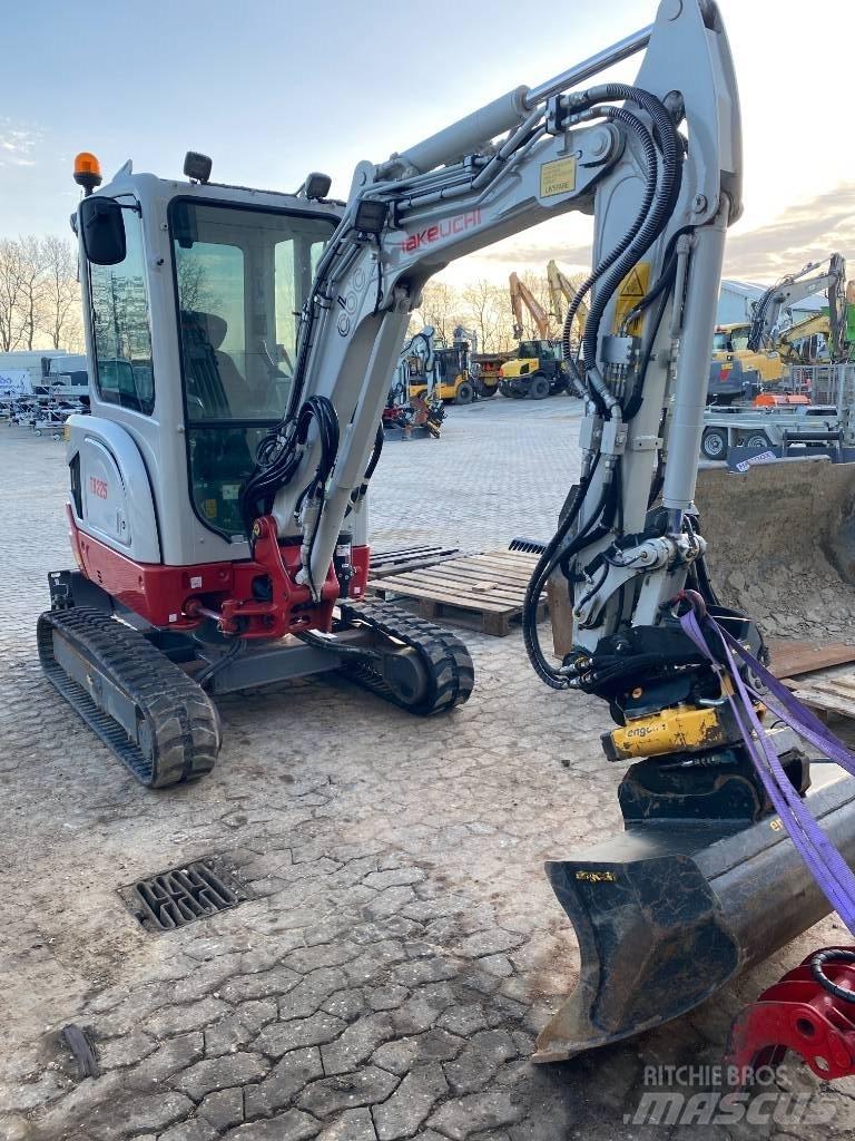 Takeuchi TB 225 Mini ekskavatoriai < 7 t