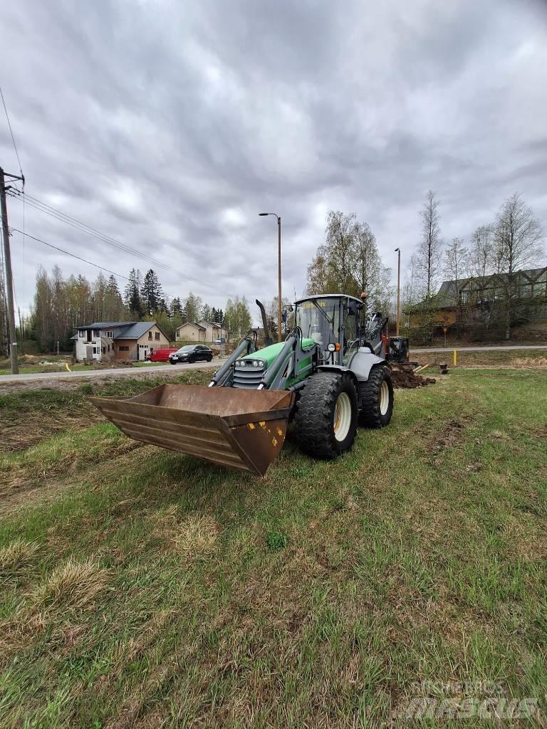 Lännen 8600 E Ekskavatoriniai krautuvai
