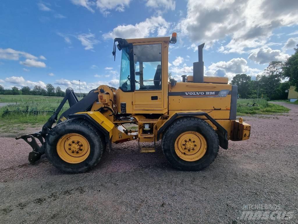 Volvo L 50 B Naudoti ratiniai krautuvai