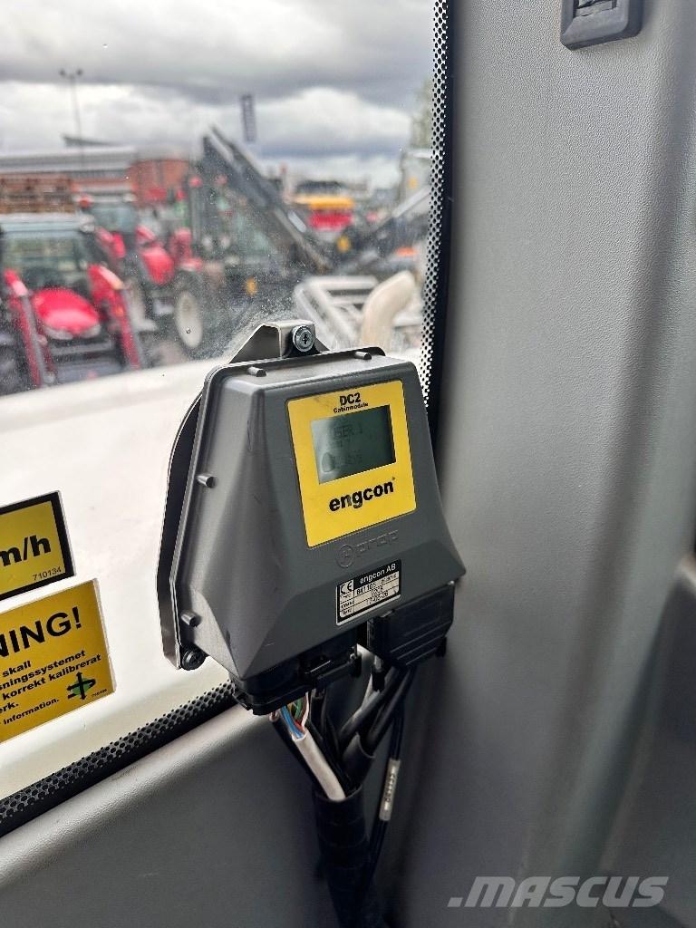 Schaeff TW 110 Ratiniai ekskavatoriai