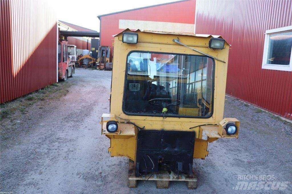 Lundberg 341 Kabinos ir interjeras
