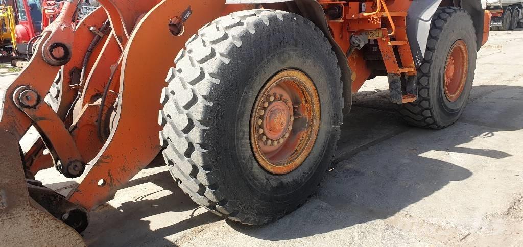 Volvo L 90 E Naudoti ratiniai krautuvai