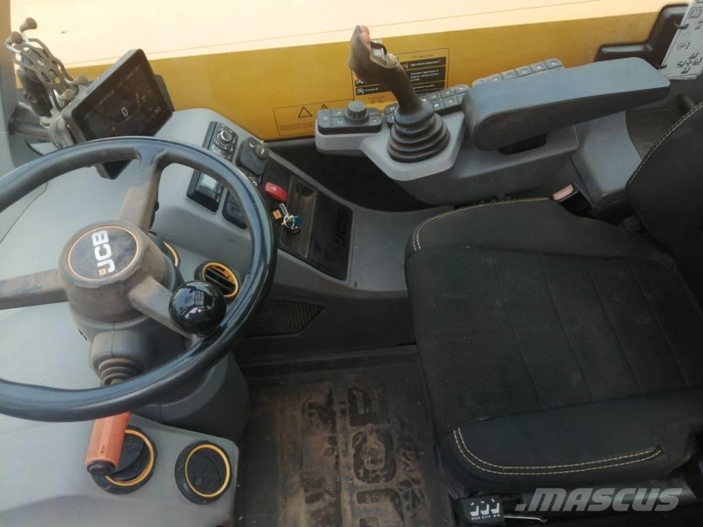JCB 542-70 Agri Xtra Teleskopiniai krautuvai žemės ūkiui