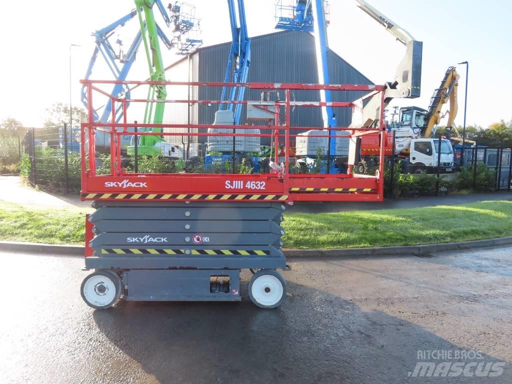 SkyJack SJ III 4632 Žirkliniai keltuvai