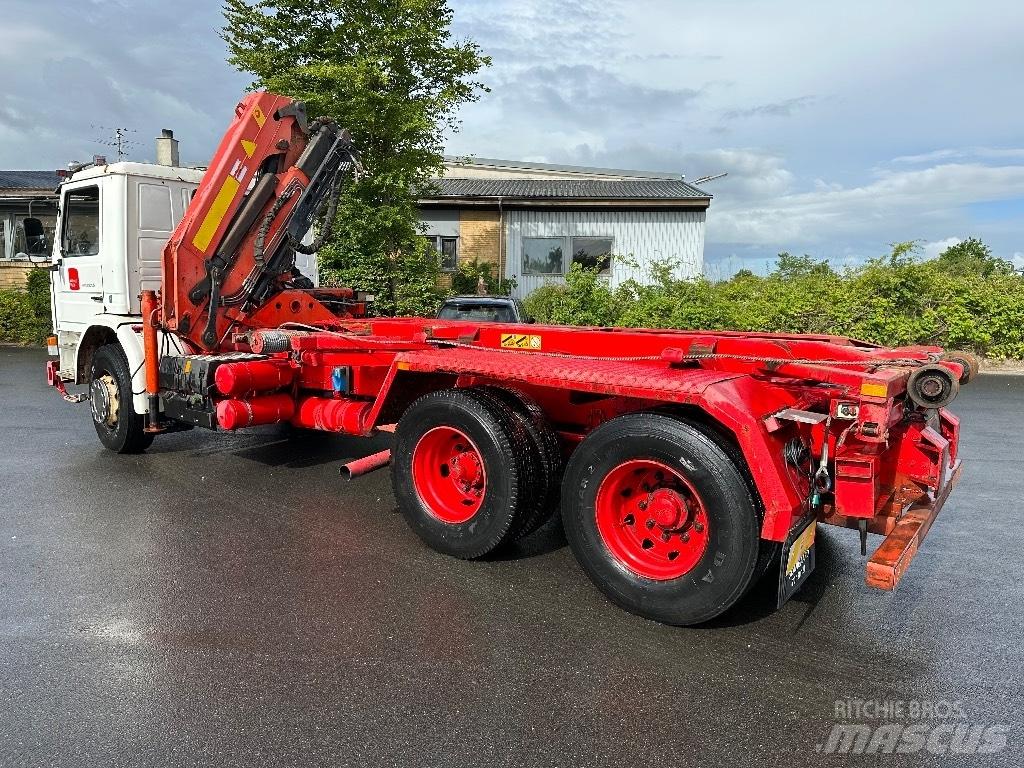 Scania P 93 M Automobiliniai kranai