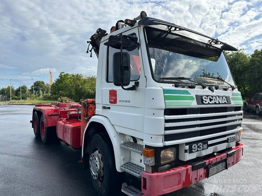 Scania P 93 M Automobiliniai kranai