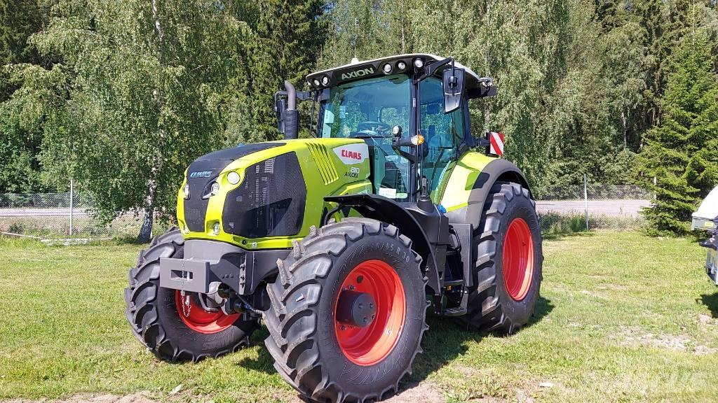 CLAAS Axion 810 Traktoriai