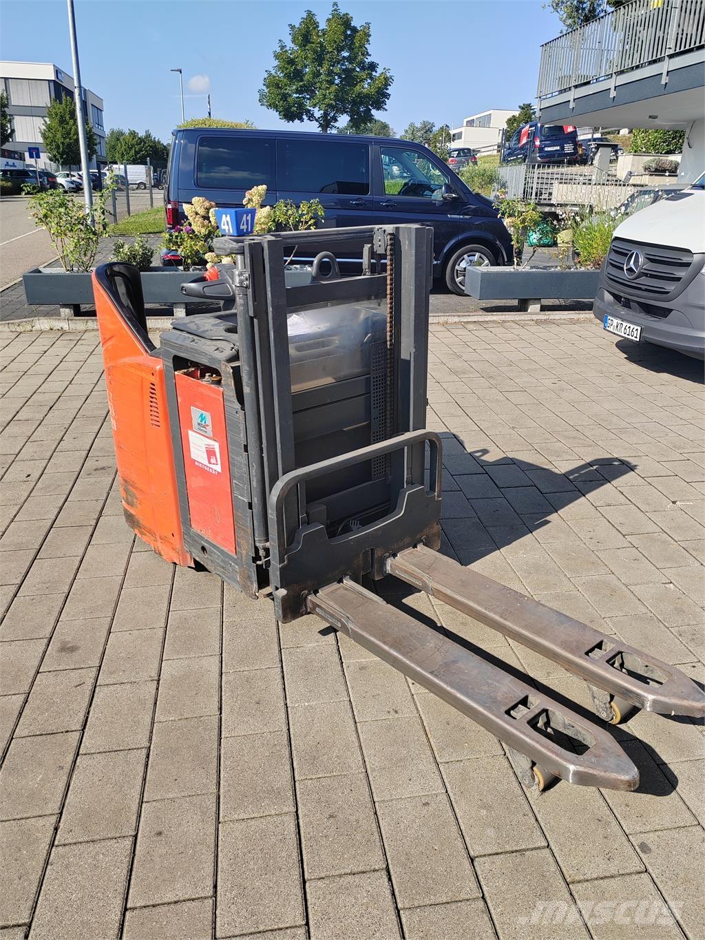 Linde L12 LHP SP Savaeigiai rietuvai