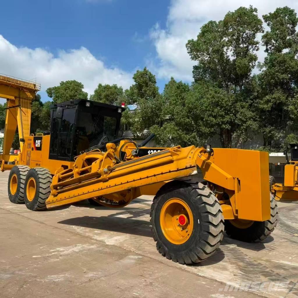 CAT 120G Greideriai