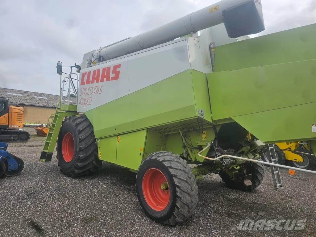 CLAAS LEXION 420 Derliaus nuėmimo kombainai