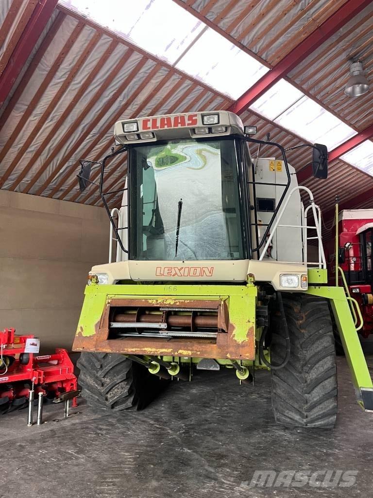 CLAAS LEXION 420 Derliaus nuėmimo kombainai