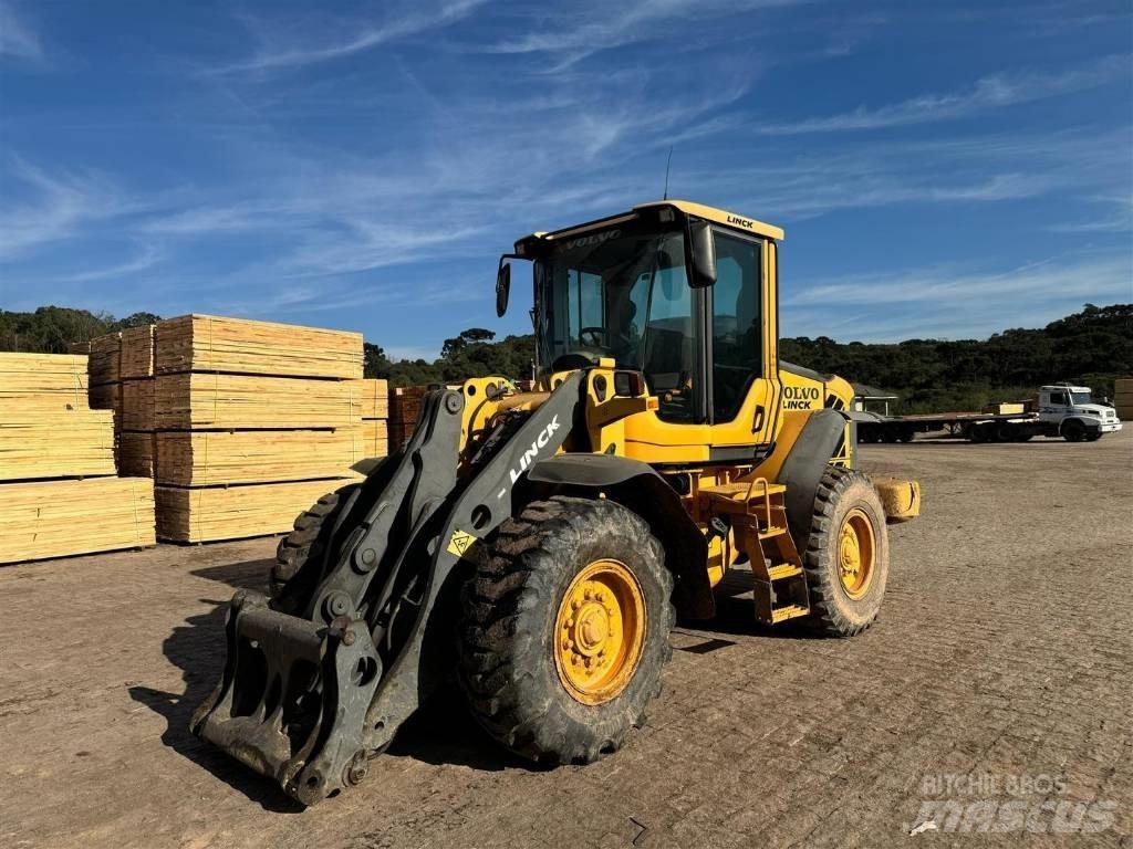 Volvo L 60 F Naudoti ratiniai krautuvai