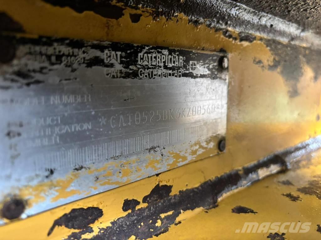 CAT 525B Skidder Skiedrovežiai