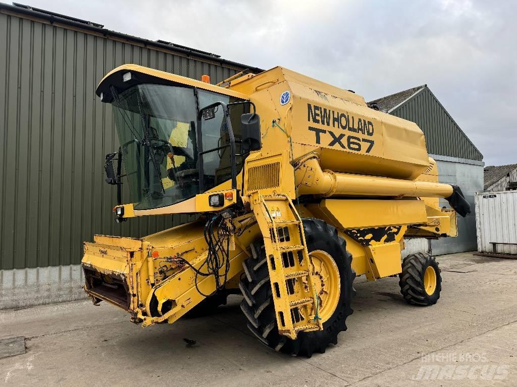 New Holland TX 67 Derliaus nuėmimo kombainai