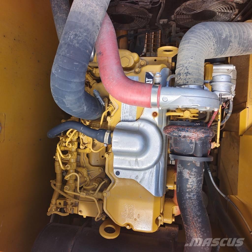 CAT 320 GC Vikšriniai ekskavatoriai