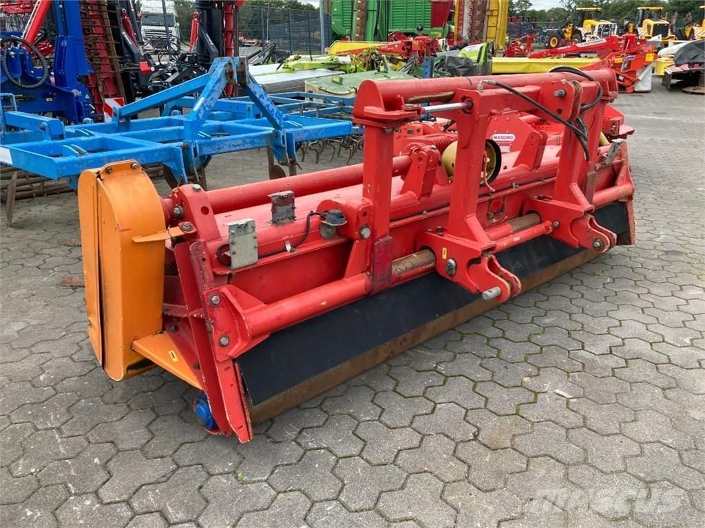 Dücker UM 30 FV Kiti pašarų derliaus nuėmimo įrengimai
