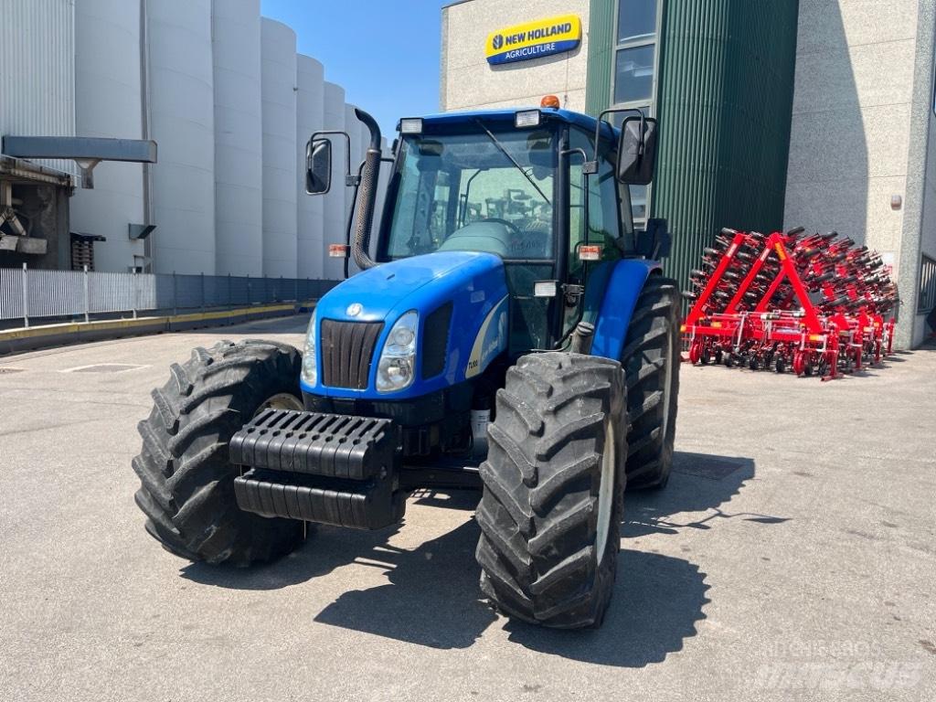 New Holland TL 100 A Traktoriai